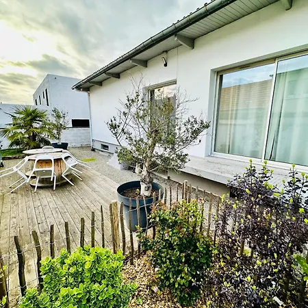 Belle Maison Avec Jardin Expose Plein Sud Proche Centre Vakantiehuis