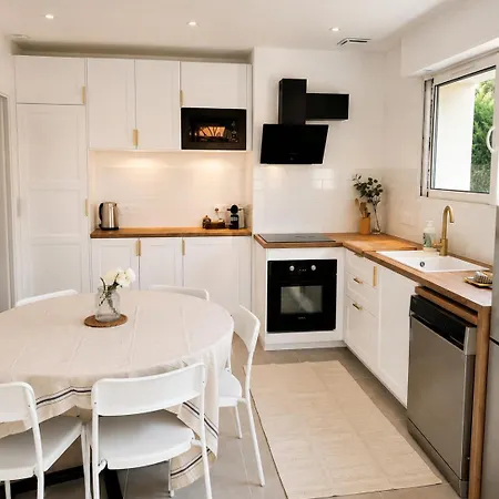 Belle Maison Avec Jardin Expose Plein Sud Proche Centre Дом отдыха Кан