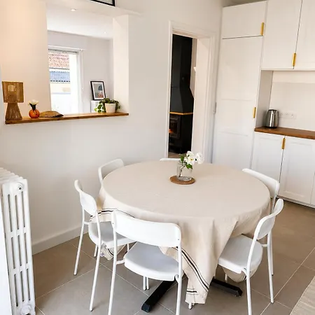 Дом отдыха Belle Maison Avec Jardin Expose Plein Sud Proche Centre *
