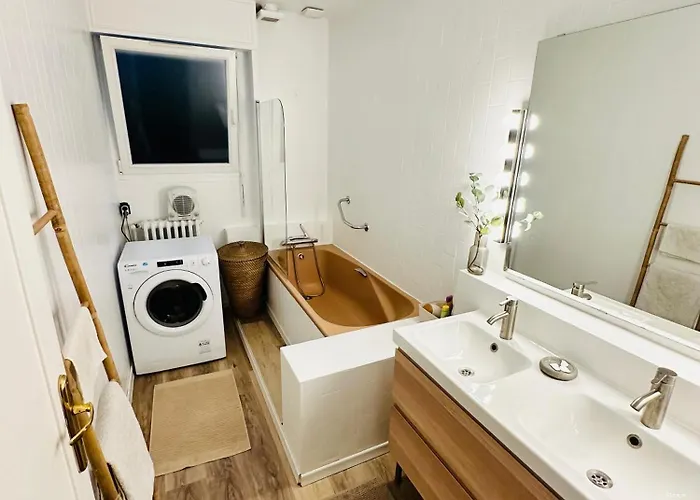 Belle Maison Avec Jardin Expose Plein Sud Proche Centre *